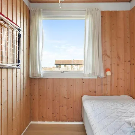 6550 - Fuglebakken 4 *