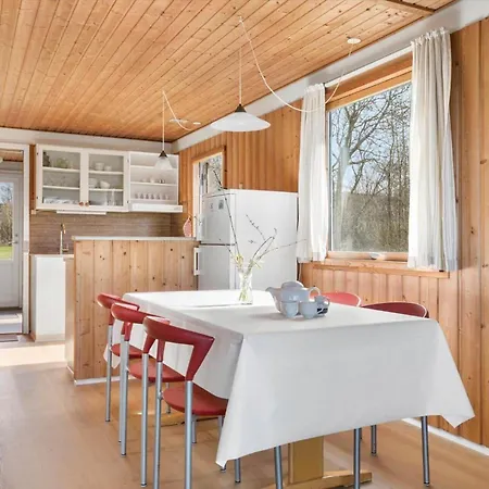 6550 - Fuglebakken 4 *