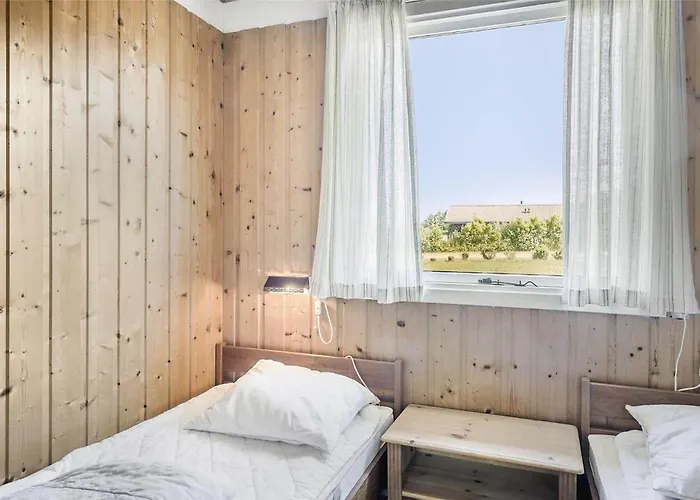 6550 - Fuglebakken 4 *